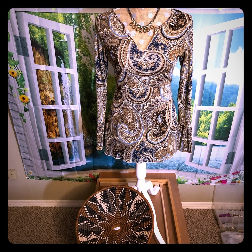 Bell sleeve paisley boho top